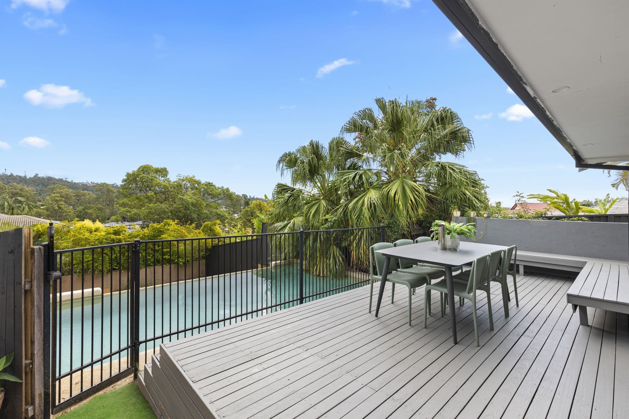 18 Atkins Place, Helensvale QLD 4212, Helensvale - Thumbnail 2