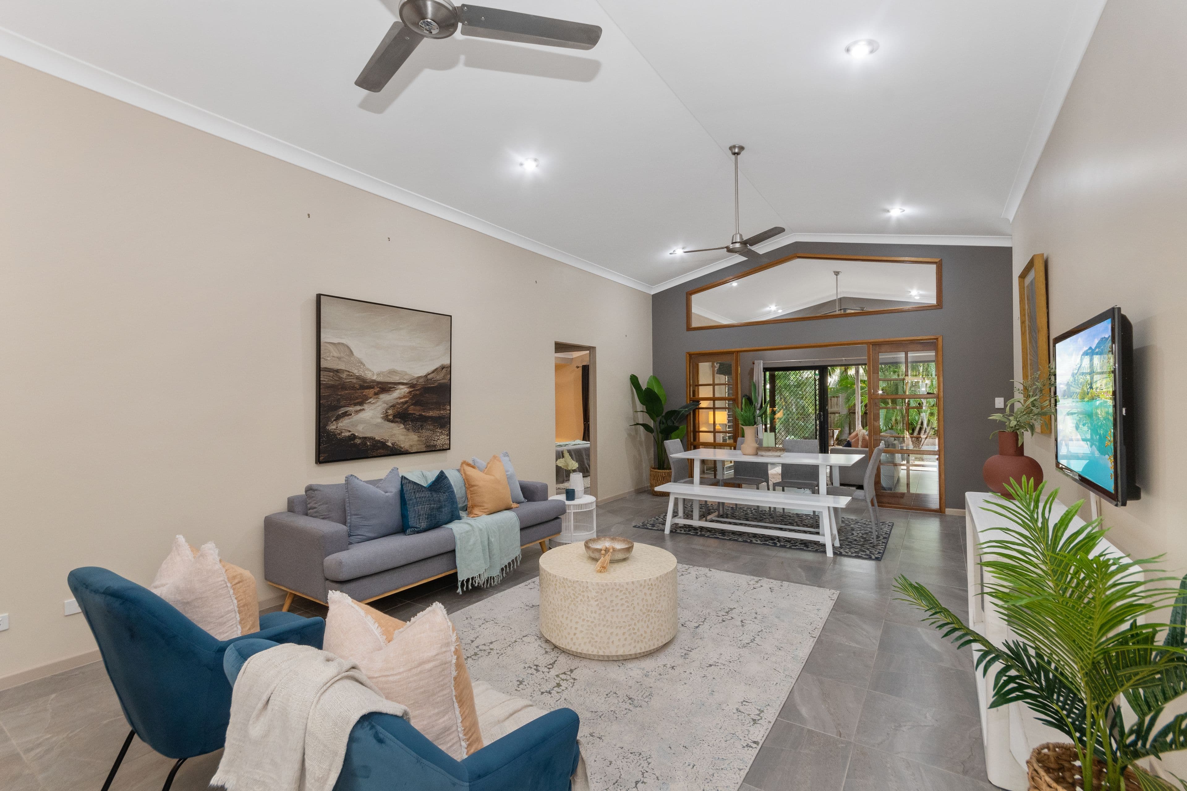 13 Sunrise Pocket, Idalia QLD 4811, Idalia - Thumbnail 2