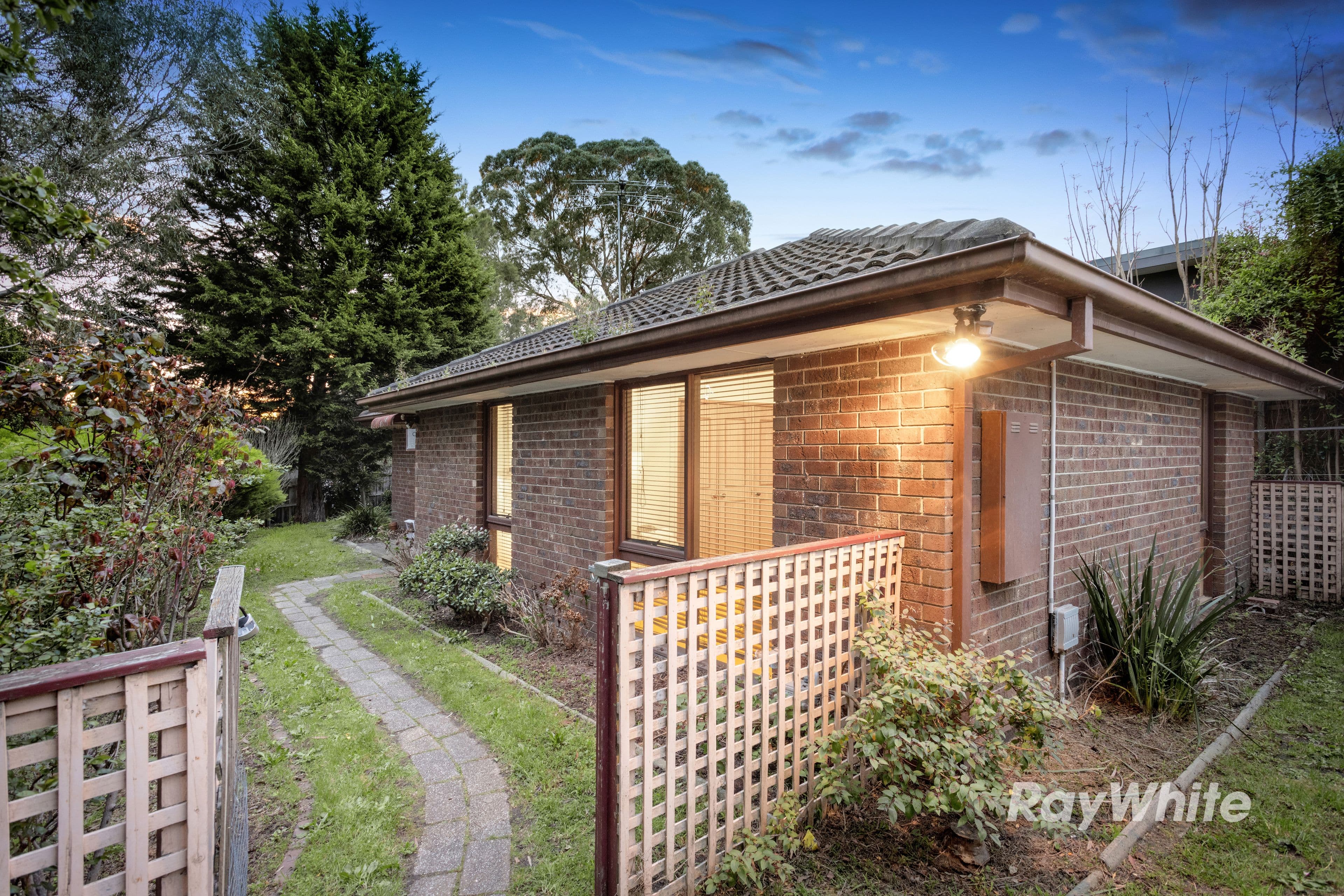 46 Bonview Crescent, Burwood East VIC 3151, Burwood East - Thumbnail 2