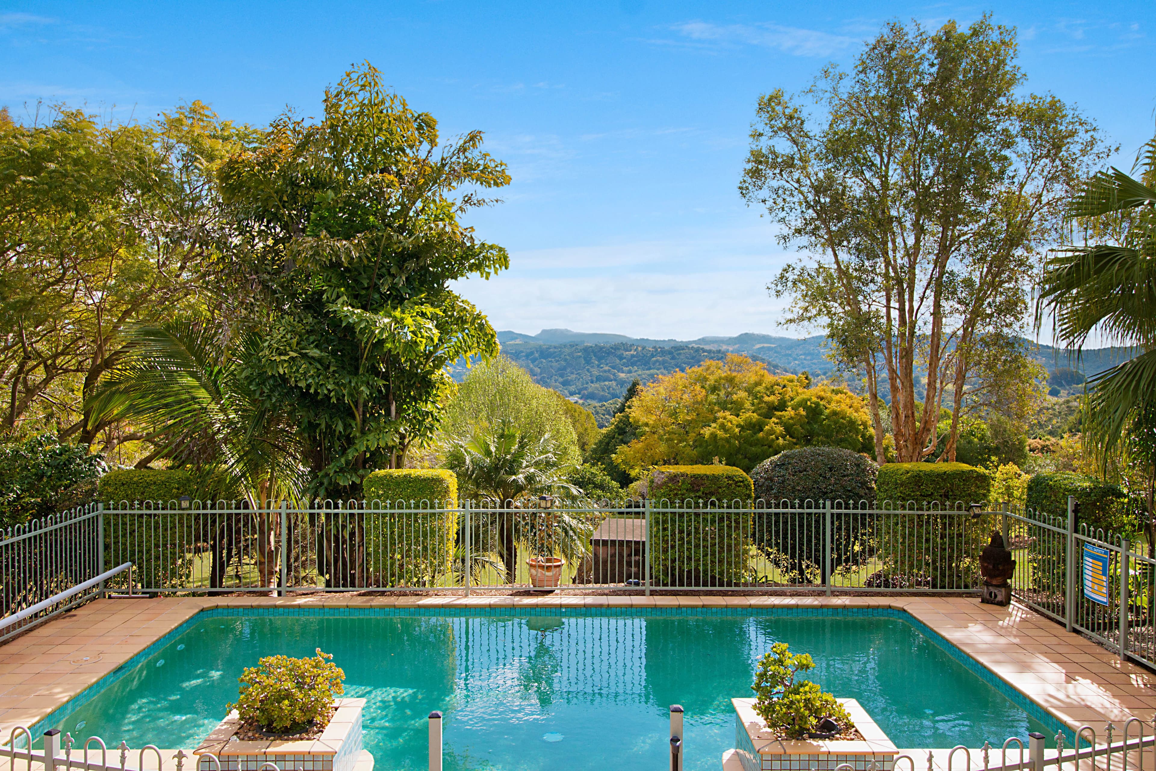1 Highland Drive, Terranora - Image 1
