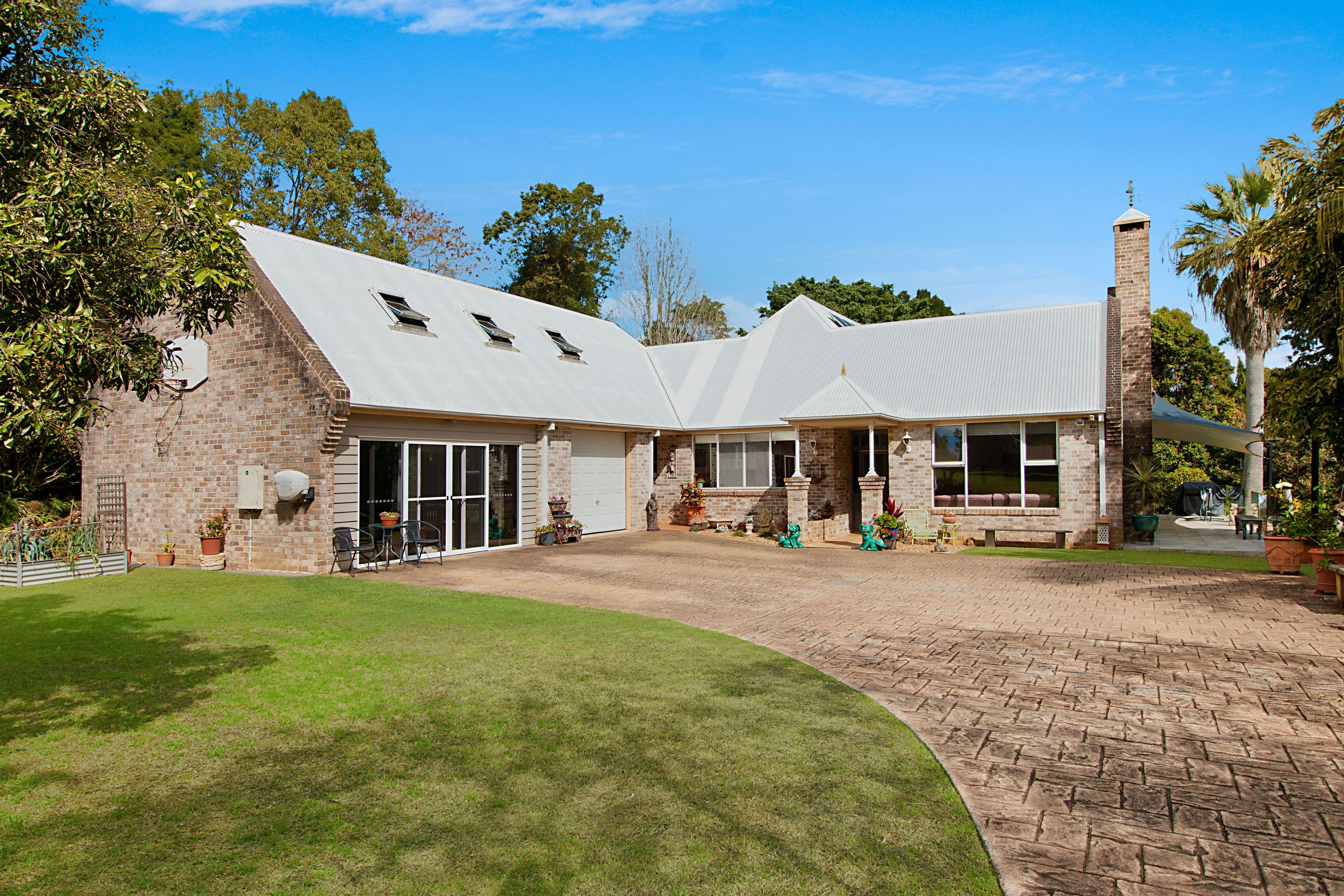 1 Highland Drive, Terranora - Thumbnail 2