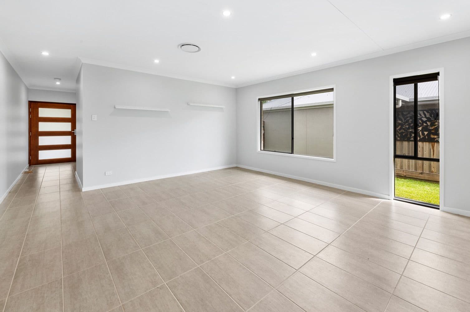 54 Whitsunday Circuit, Pimpama QLD 4209, Pimpama - Thumbnail 6