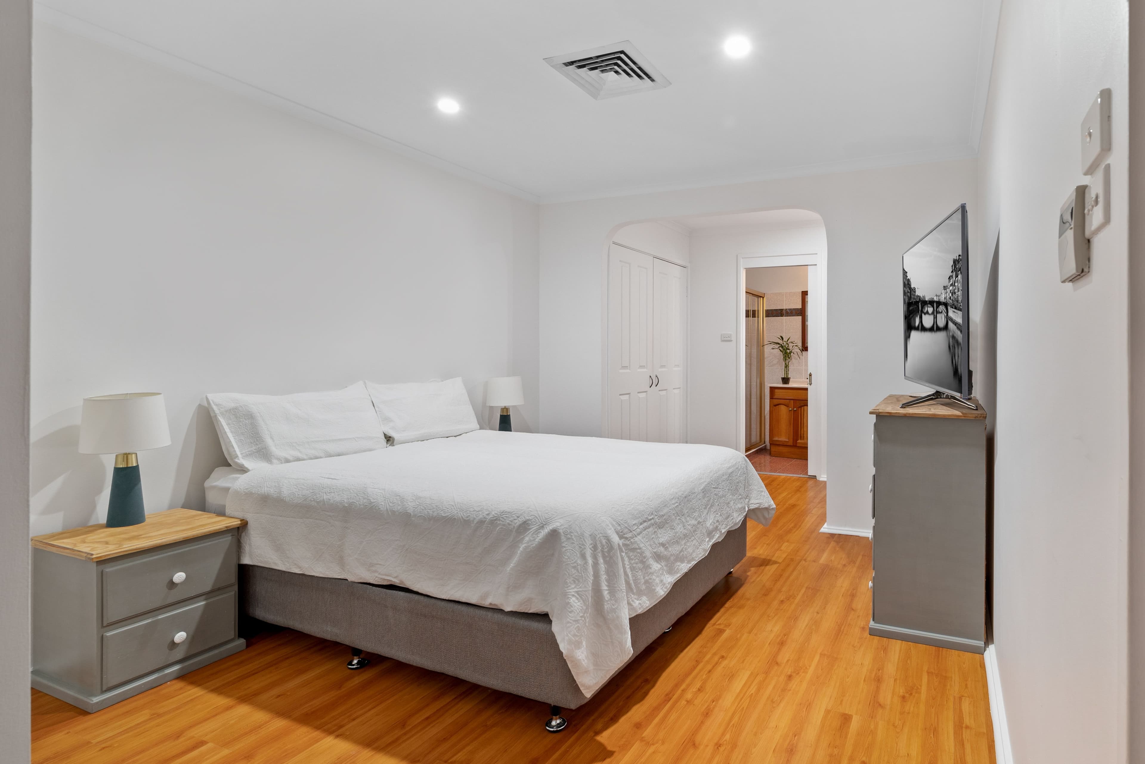 25 Dunkeld Place, St Andrews NSW 2566, St Andrews - Thumbnail 6