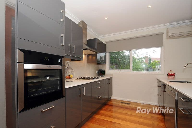 41 Silverton Drive, FERNTREE GULLY VIC 3156, Ferntree Gully - Thumbnail 3