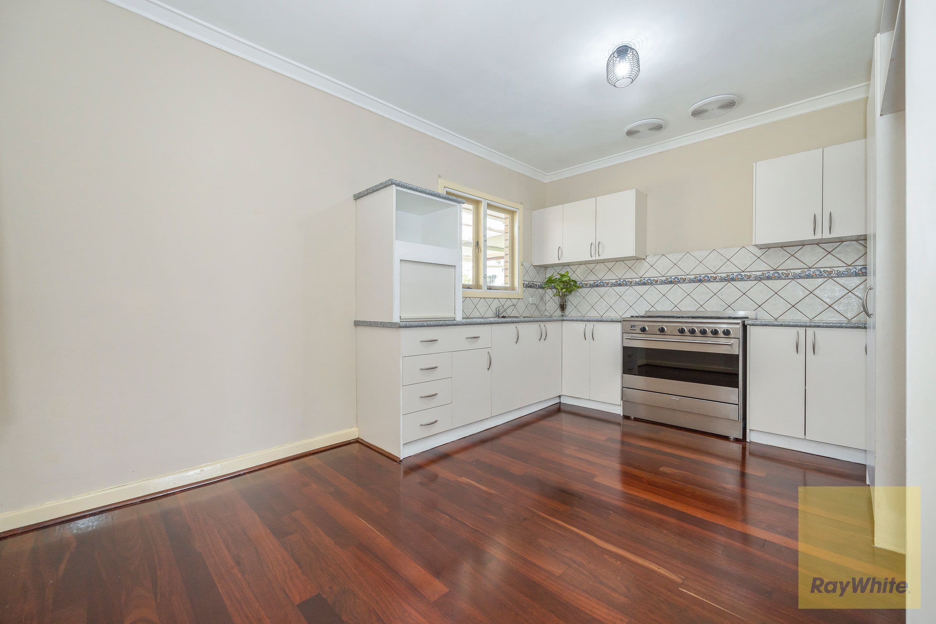 7 Herriard Road, Armadale WA 6112, Armadale - Thumbnail 6