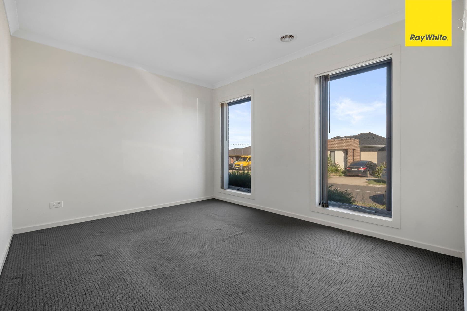 44 Marble Drive, COBBLEBANK VIC 3338, Cobblebank - Thumbnail 2