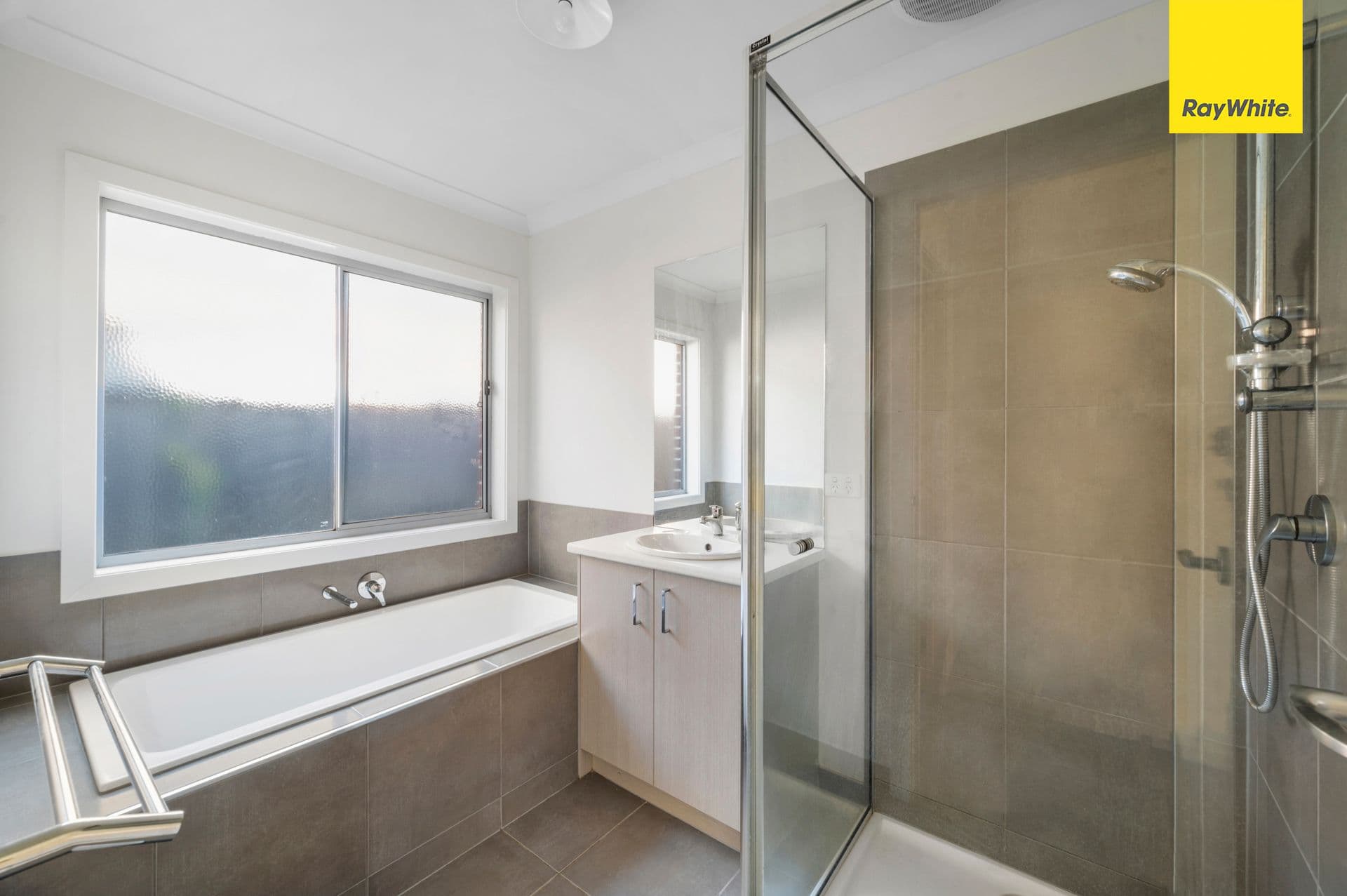 44 Marble Drive, COBBLEBANK VIC 3338, Cobblebank - Thumbnail 8