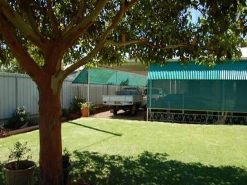 26 Zara Street, GOOLGOWI NSW 2652, Goolgowi - Thumbnail 4