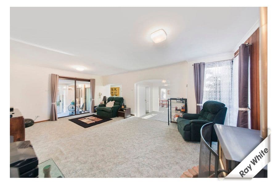 157 Chuculba Crescent, GIRALANG ACT 2617, Giralang - Thumbnail 3