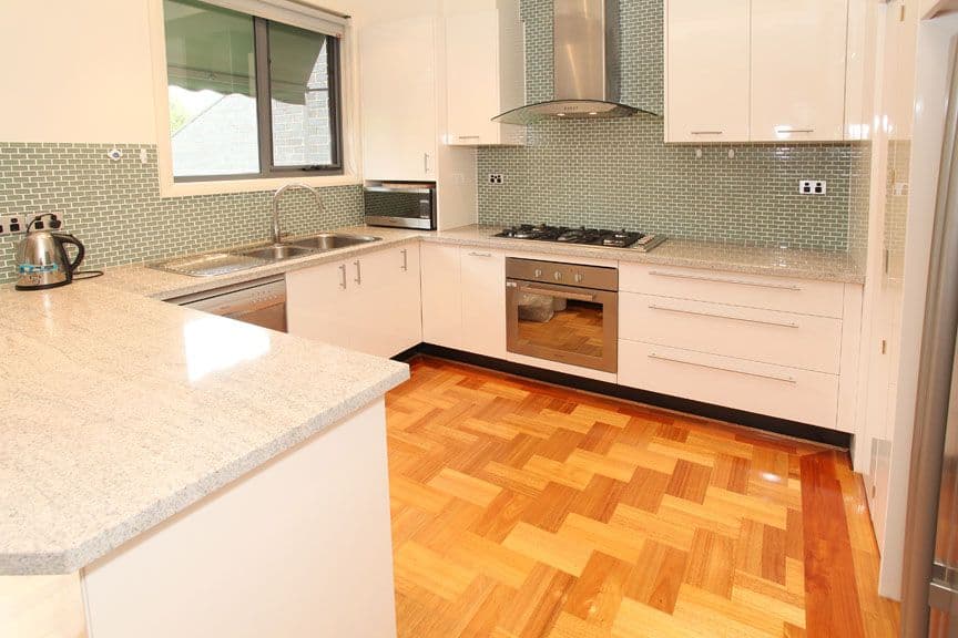 294 Blackburn Road, GLEN WAVERLEY VIC 3150, Glen Waverley - Thumbnail 2