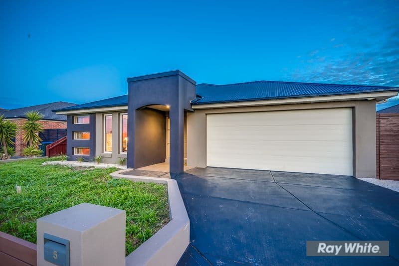 5 Rebecca Promenade, Tarneit VIC 3029, Tarneit - Thumbnail 2