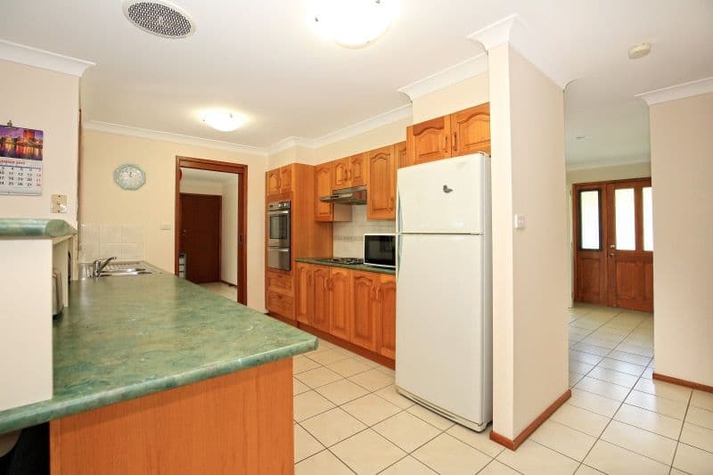 62 Yeovil Drive, Bomaderry NSW 2541, Bomaderry - Thumbnail 4