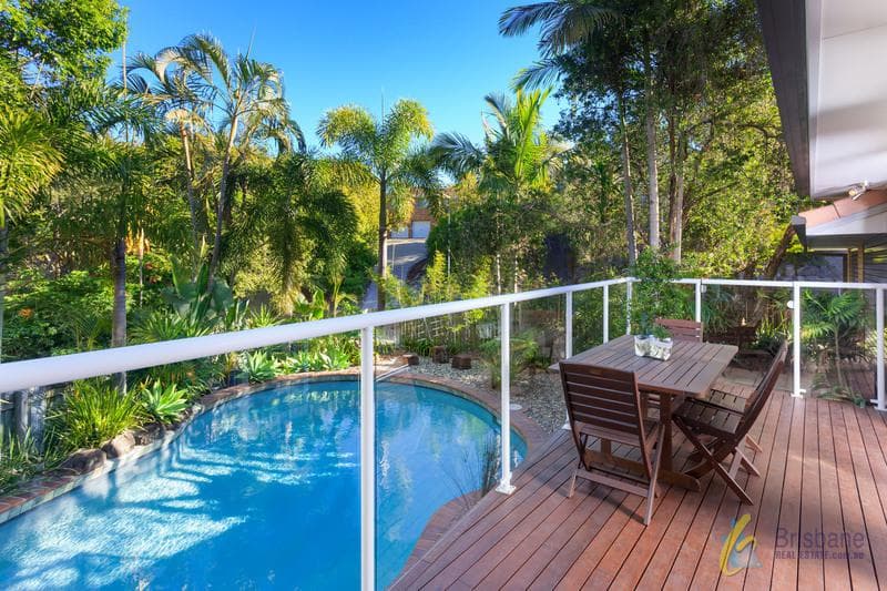 89 Carinya Street,  Indooroopilly, Indooroopilly - Thumbnail 2