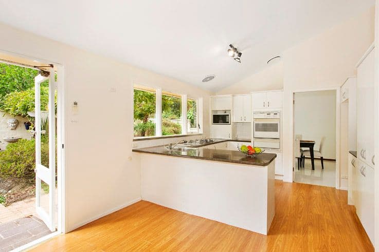 17 Drumcliff Avenue, KILLARNEY HEIGHTS NSW 2087, Killarney Heights - Thumbnail 2