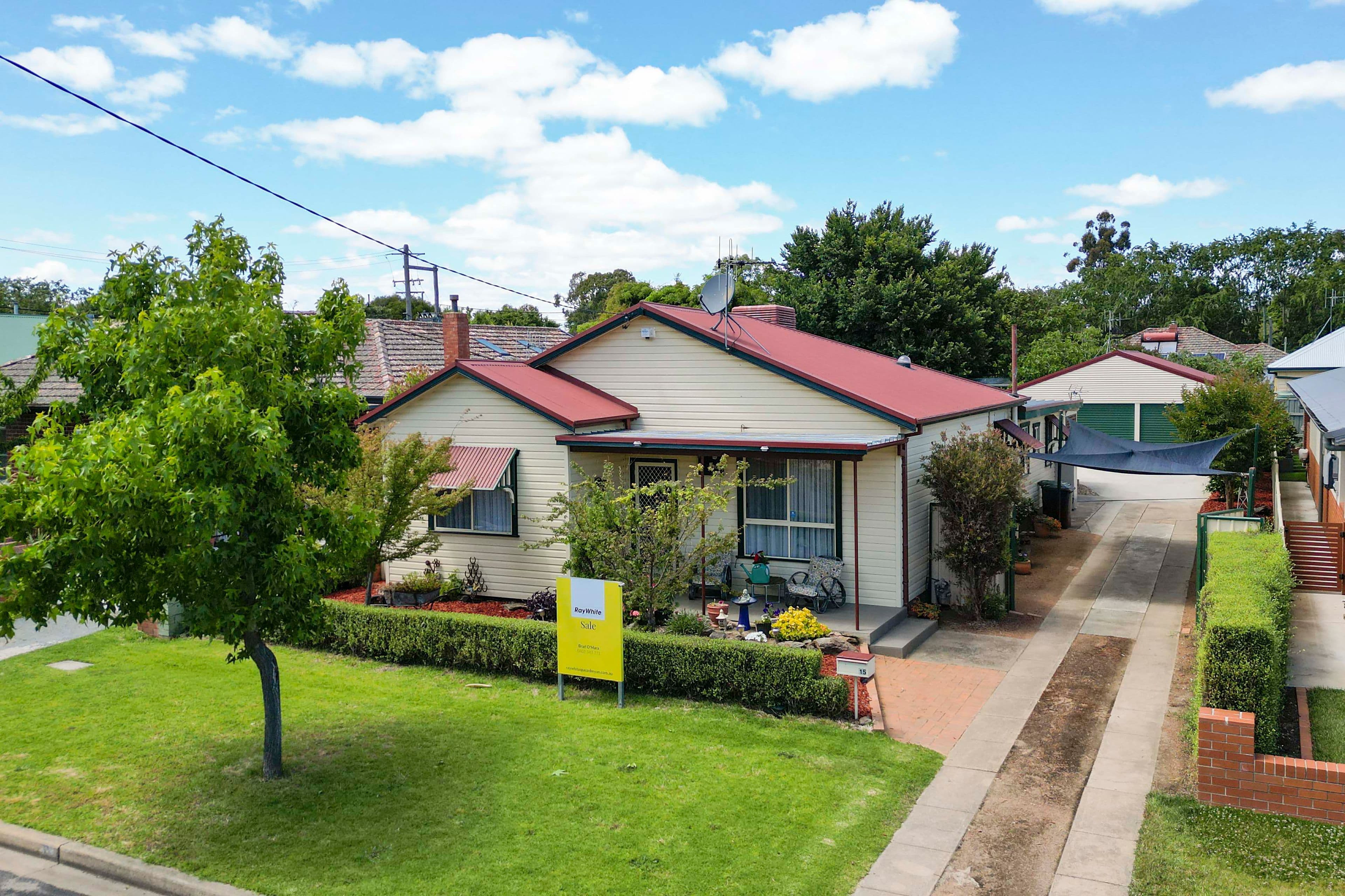 15 Hayes Street, Queanbeyan NSW 2620, Queanbeyan - Thumbnail 2