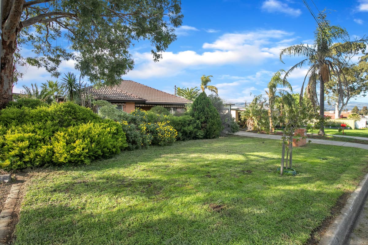 21 Symonds Crescent, Modbury North SA 5092, Modbury North - Thumbnail 4