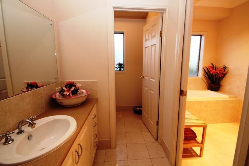 70 Norman Drive, CLARE SA 5453, Clare - Thumbnail 2