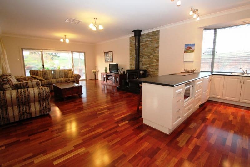 70 Norman Drive, CLARE SA 5453, Clare - Thumbnail 3