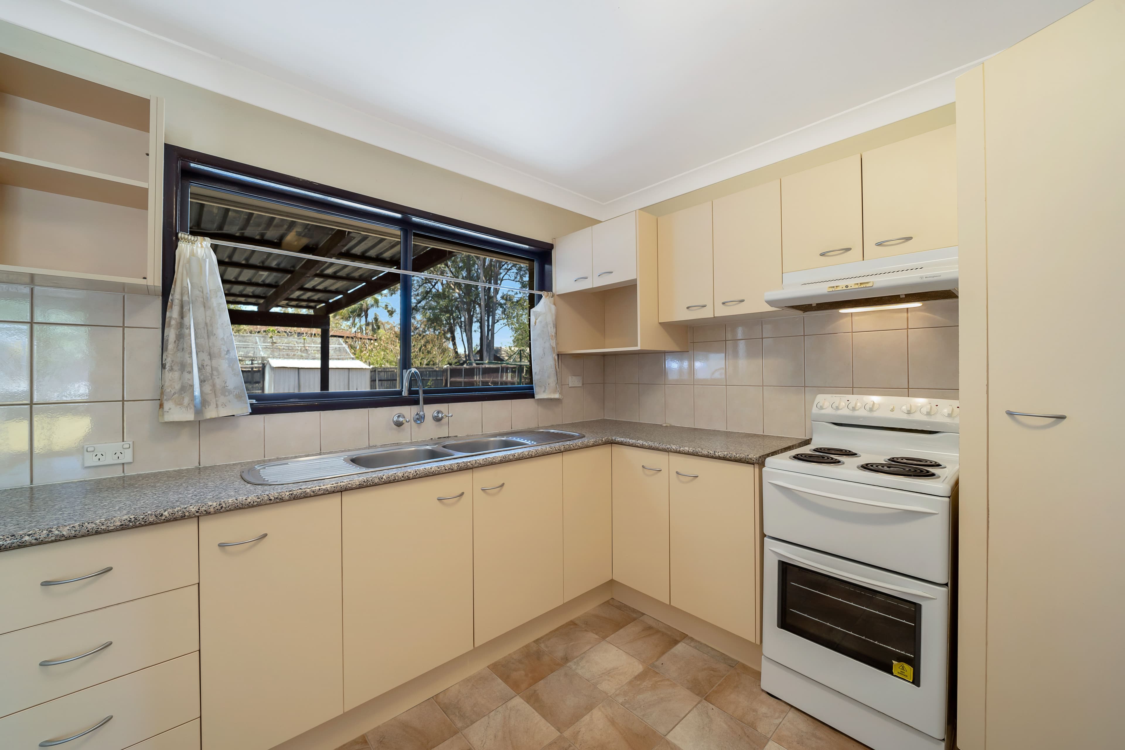 12 Jean Street, Loganlea QLD 4131, Loganlea - Thumbnail 4