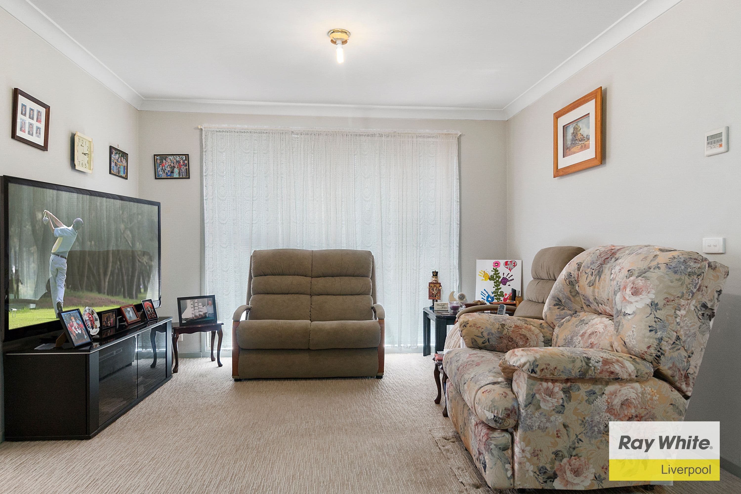 8 Strawberry Road, Casula - Thumbnail 3