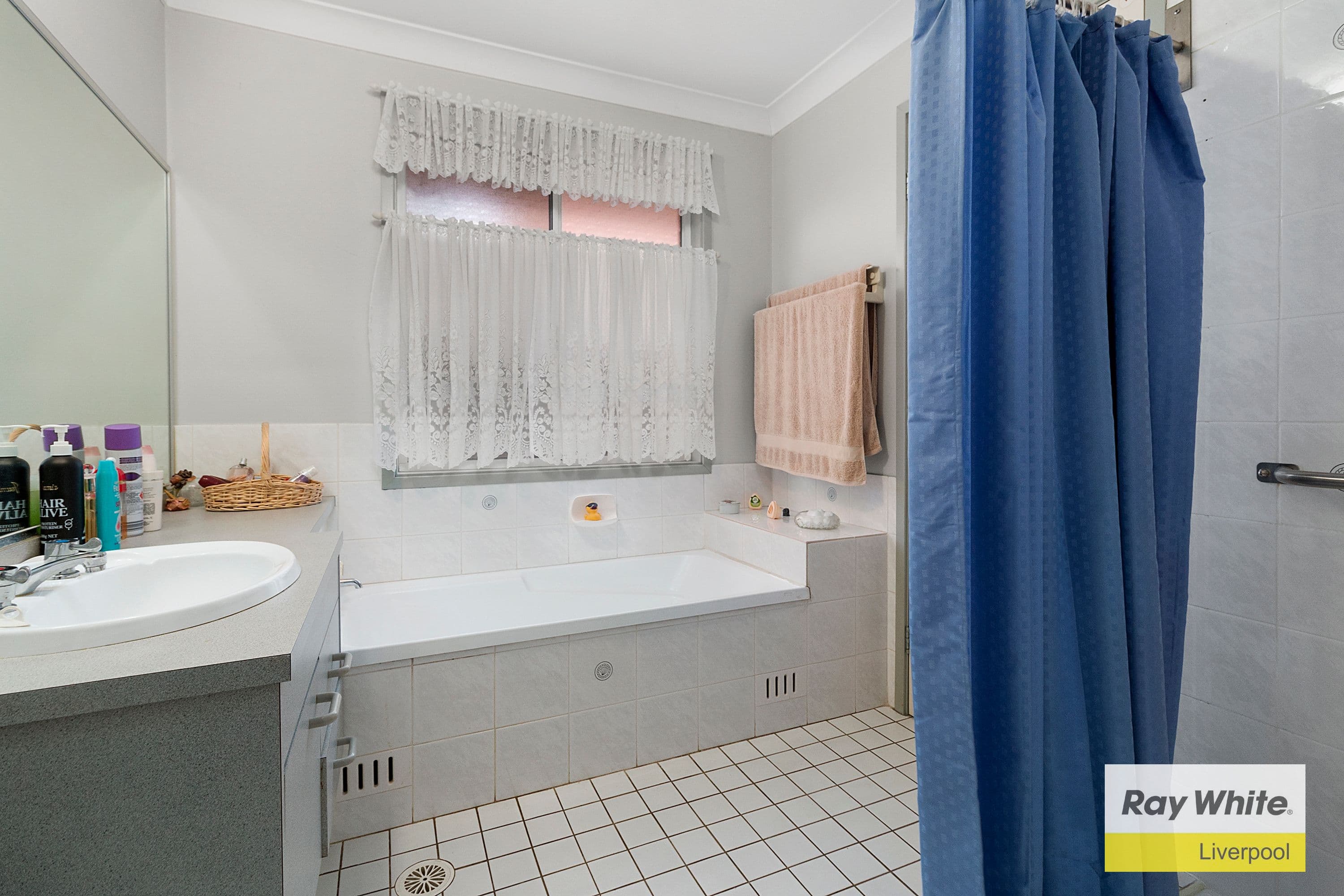 8 Strawberry Road, Casula - Thumbnail 8