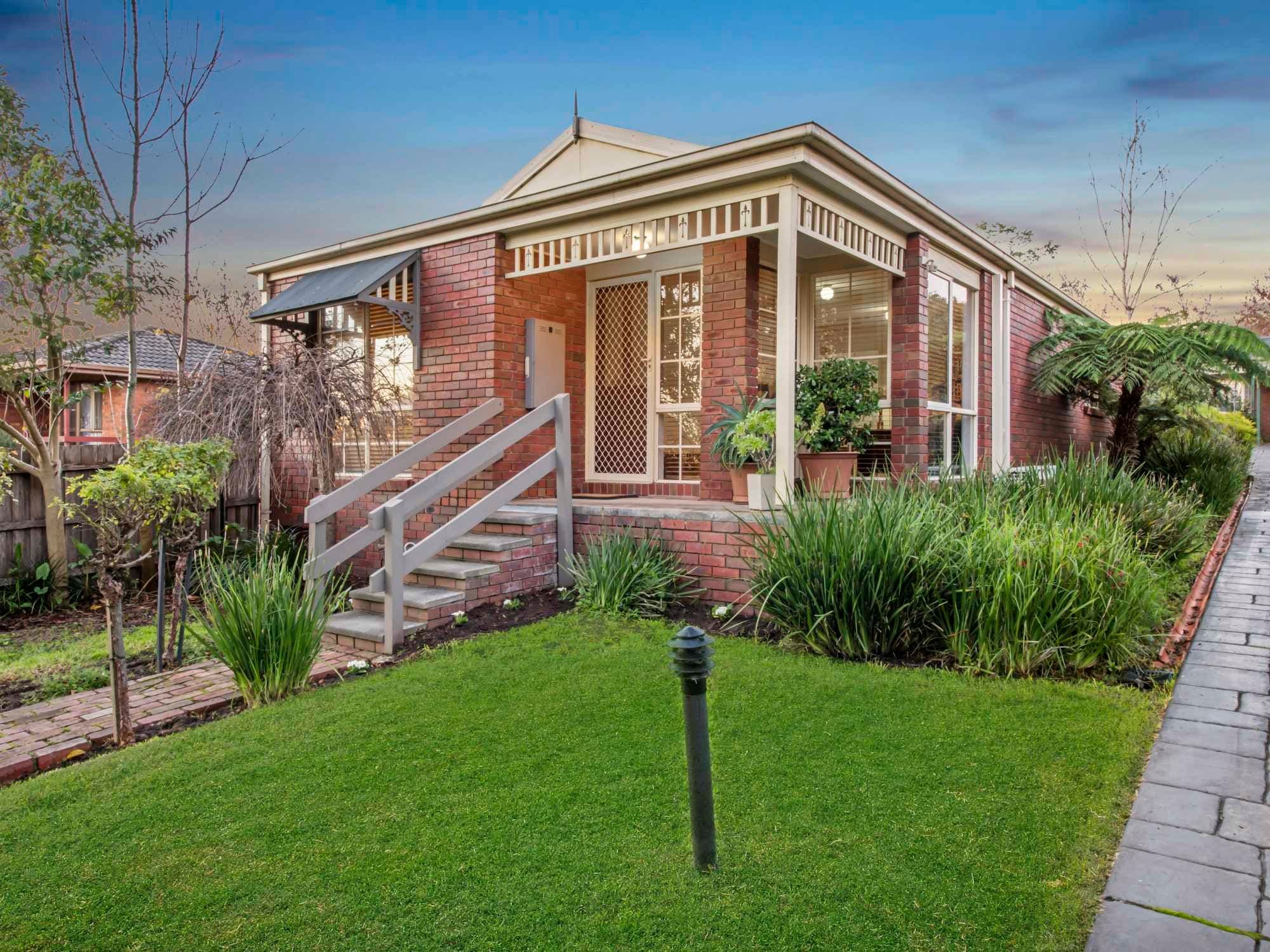 17 Reserve Street, Berwick VIC 3806, Berwick - Image 1