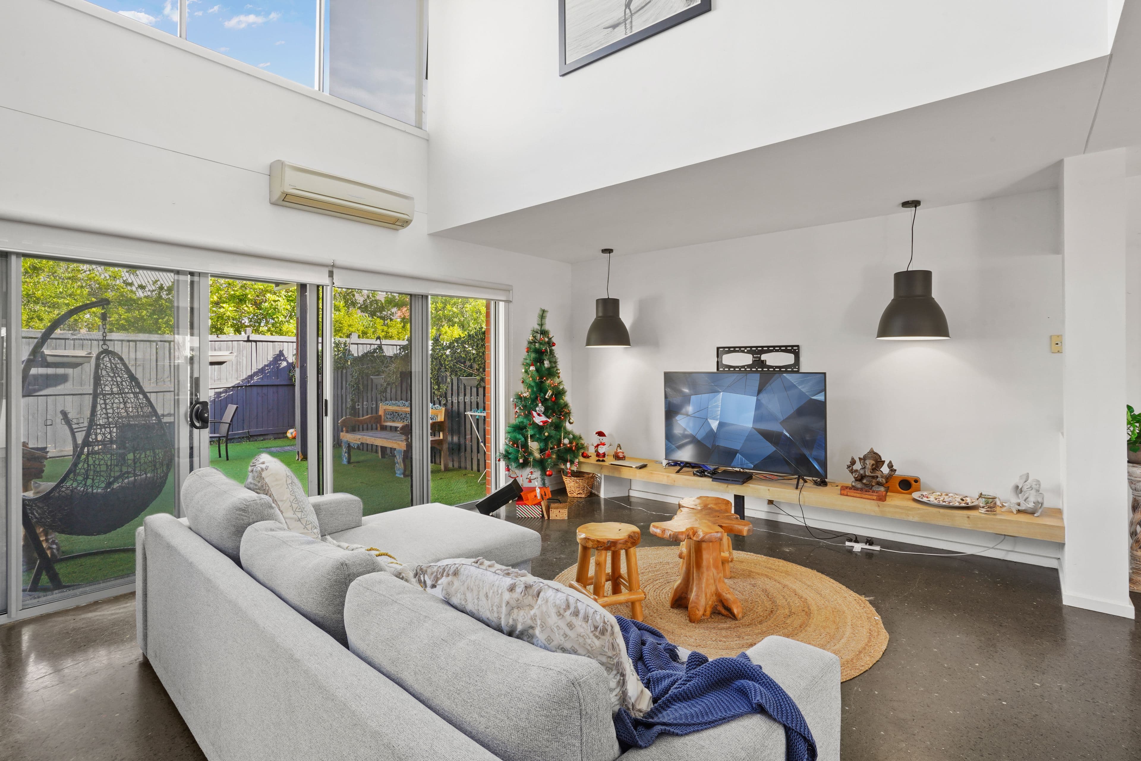 19 Shorehaven Place, Varsity Lakes QLD 4227, Varsity Lakes - Thumbnail 2