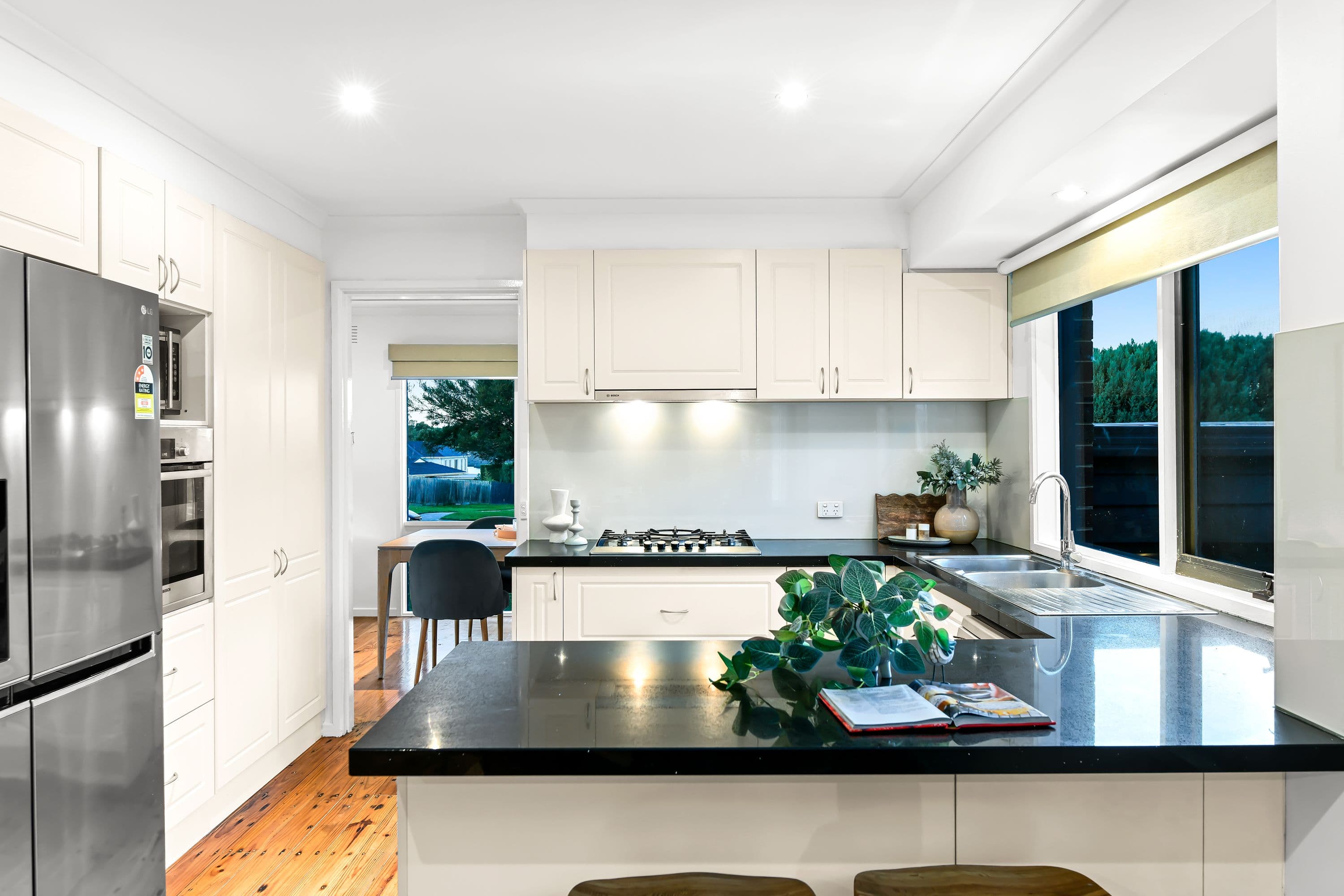 27 Bramley Crescent, Wheelers Hill VIC 3150, Wheelers Hill - Thumbnail 4