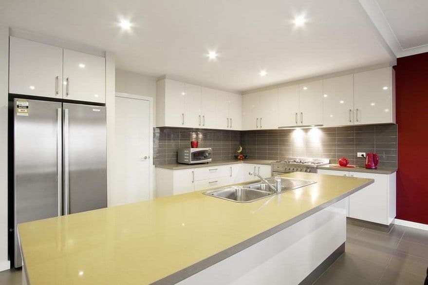 8 Clovemont Way, BUNDOORA VIC 3083, Bundoora - Thumbnail 2
