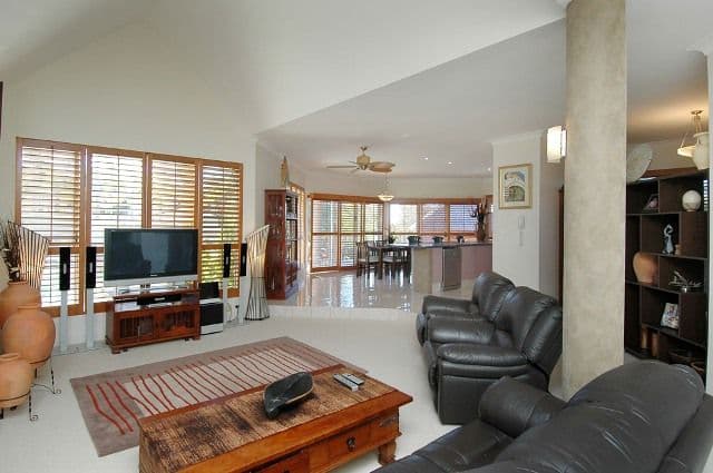 6 Colombo Court, CARRARA QLD 4211, Carrara - Thumbnail 4