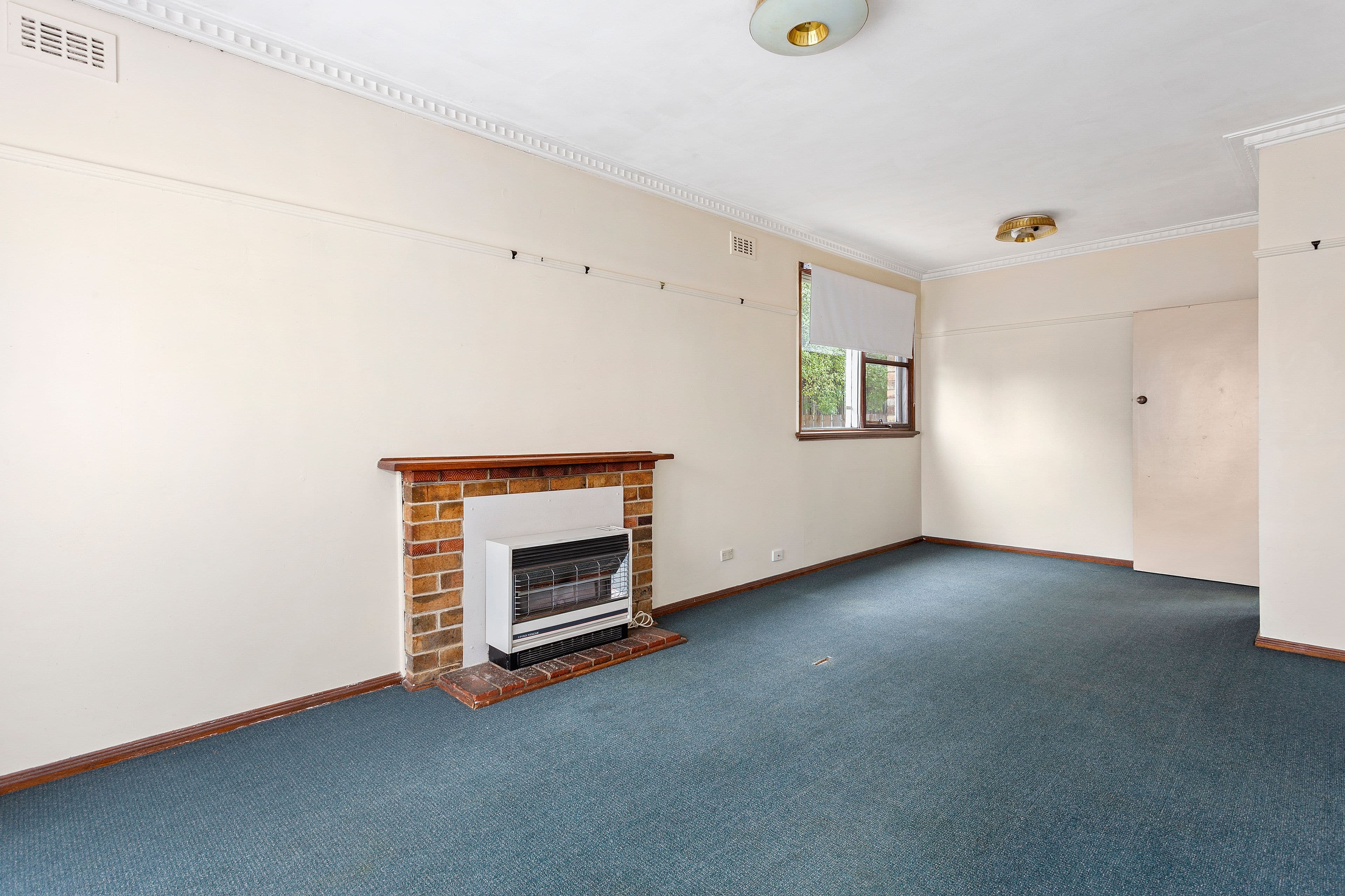 6 Lawborough Avenue, Parkdale VIC 3195, Parkdale - Thumbnail 6