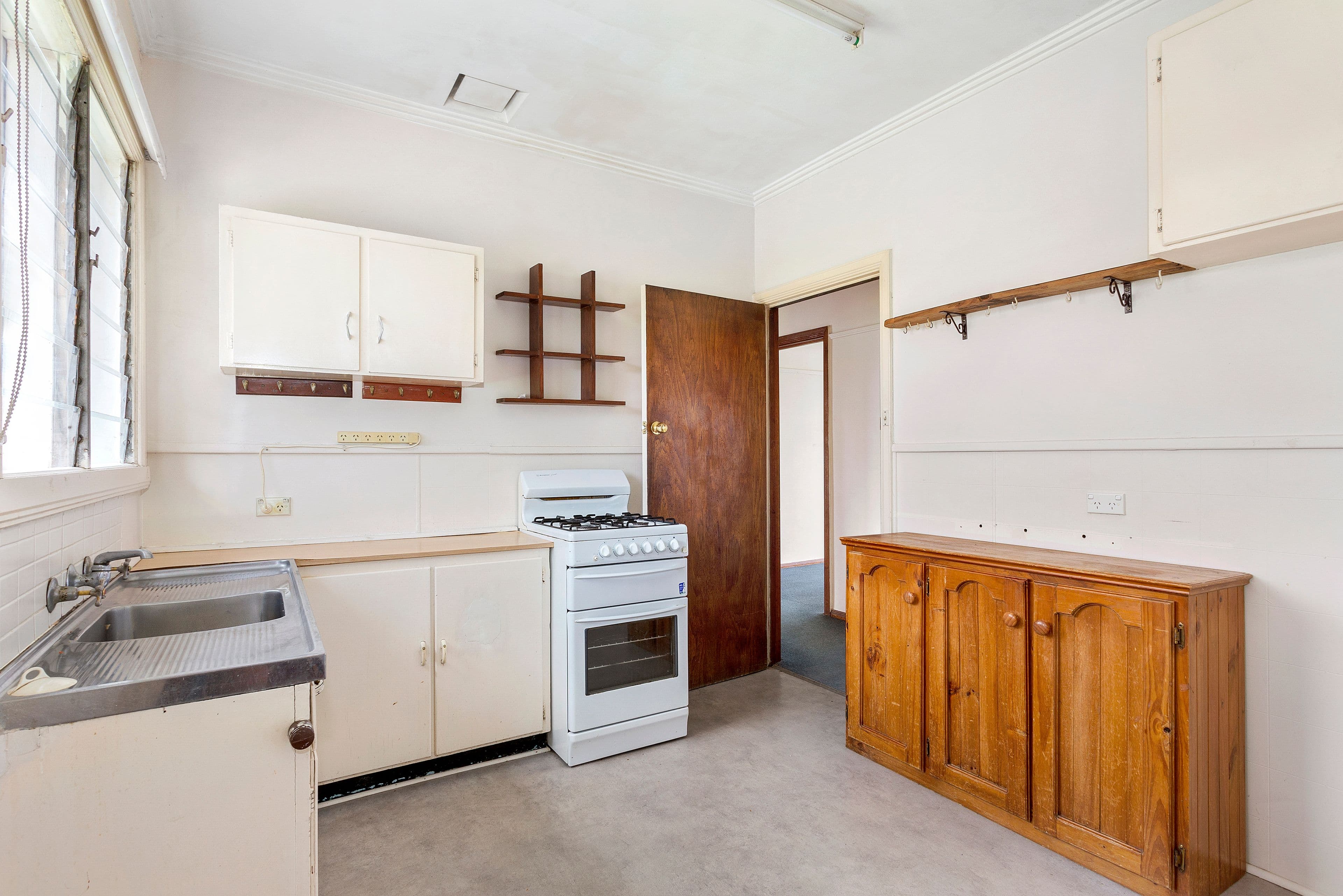 6 Lawborough Avenue, Parkdale VIC 3195, Parkdale - Thumbnail 7
