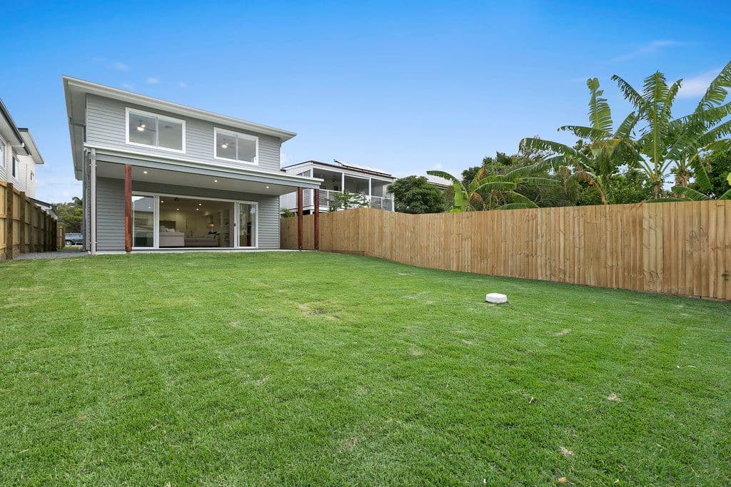 12 Edith Street, Wellington Point QLD 4160, Wellington Point - Thumbnail 2