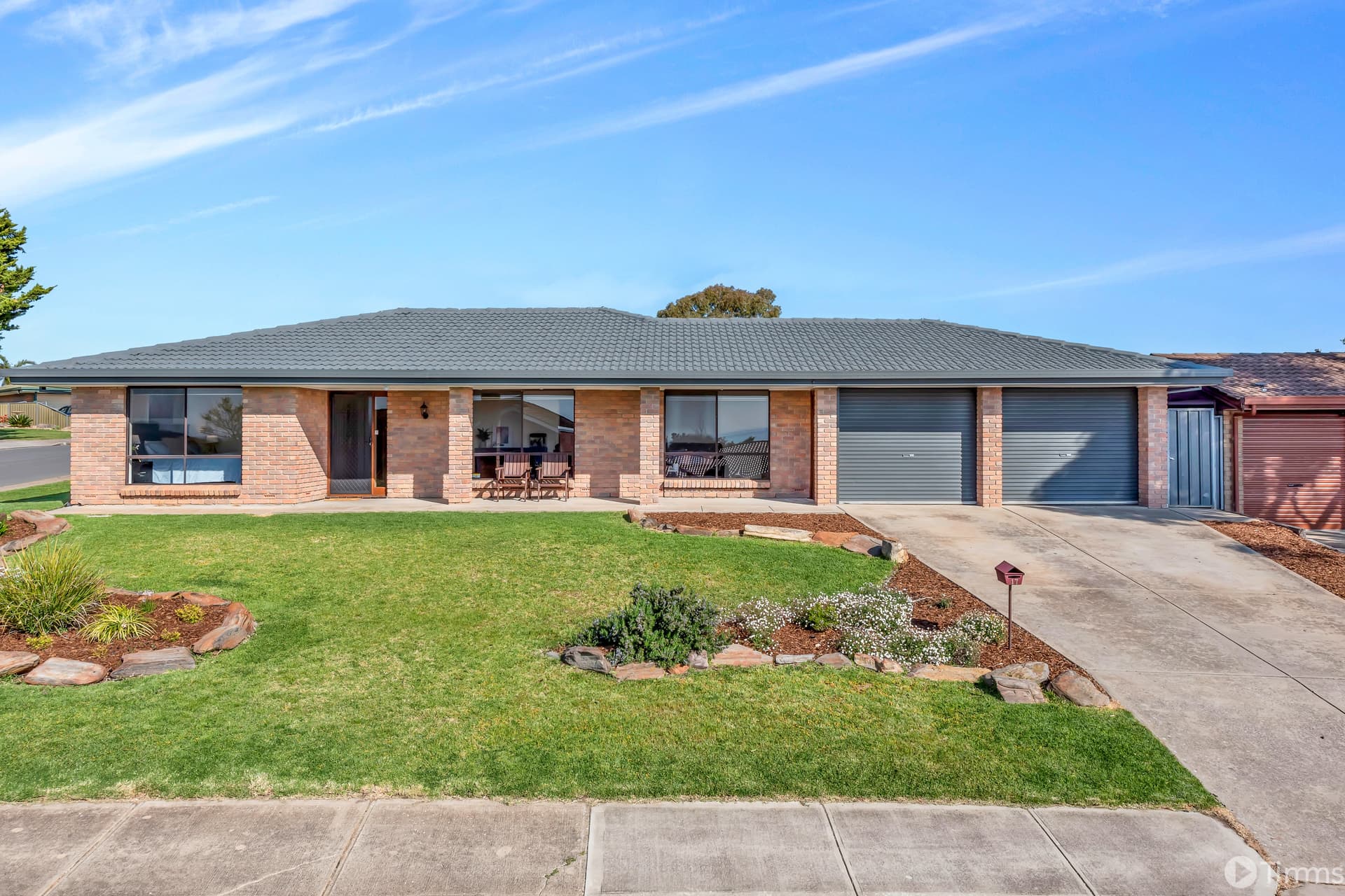 17 Neeangarra Crescent, Hallett Cove - Thumbnail 2