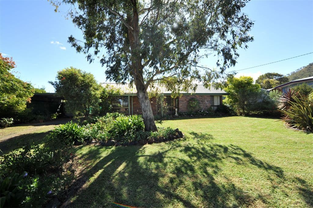 56 Gowrie Street, KINGSTHORPE QLD 4400, Kingsthorpe - Thumbnail 2