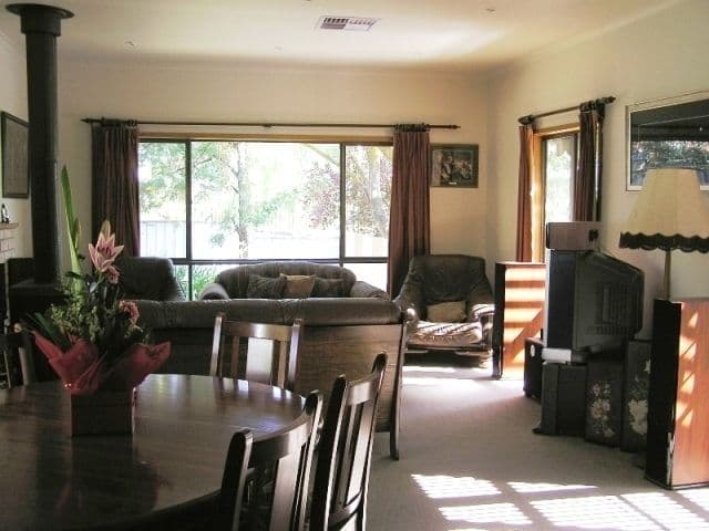 1 Stanley Place, CLARE SA 5453, Clare - Thumbnail 4