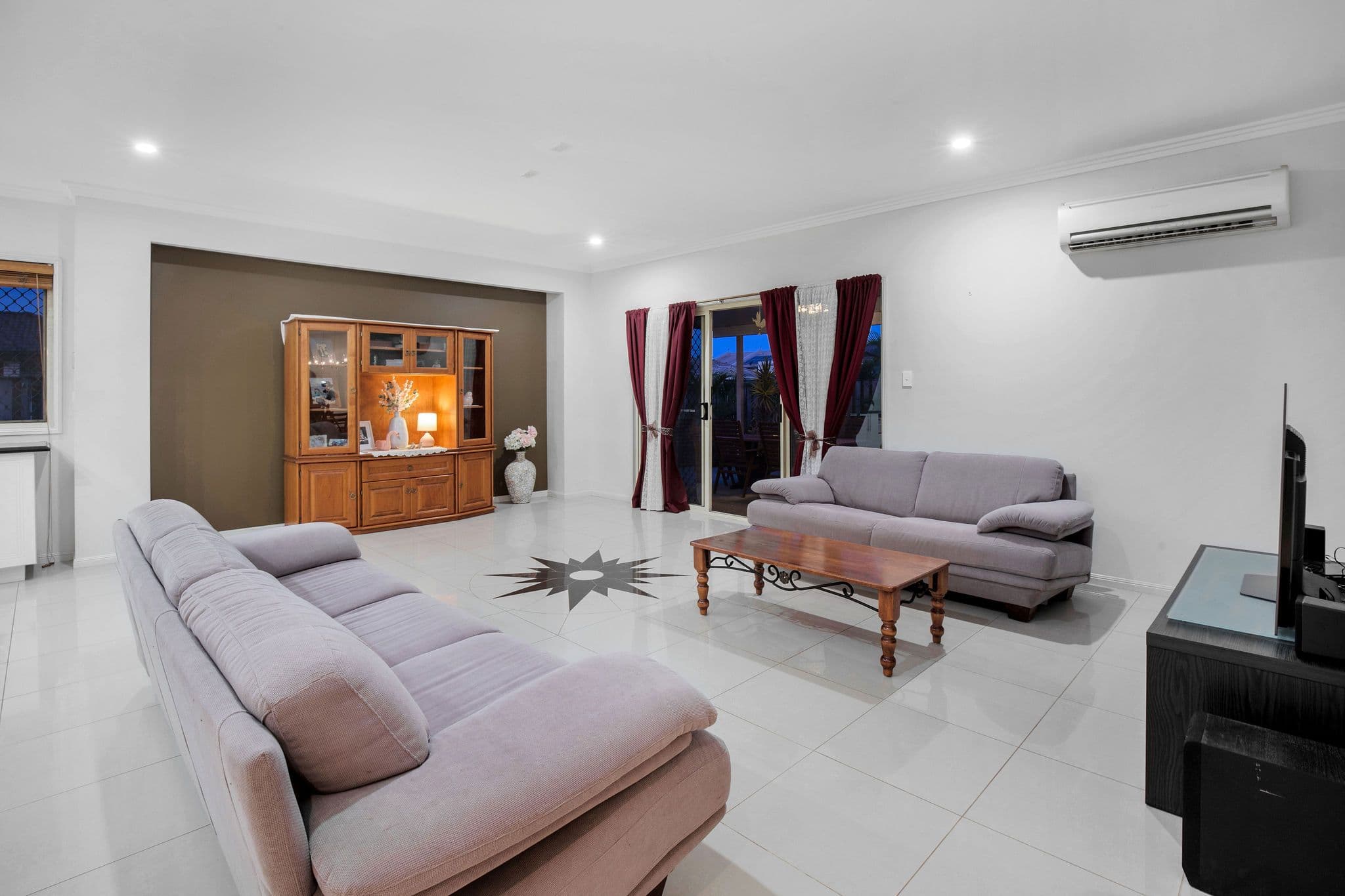 8 Bader Road, Upper Coomera QLD 4209, Upper Coomera - Thumbnail 3
