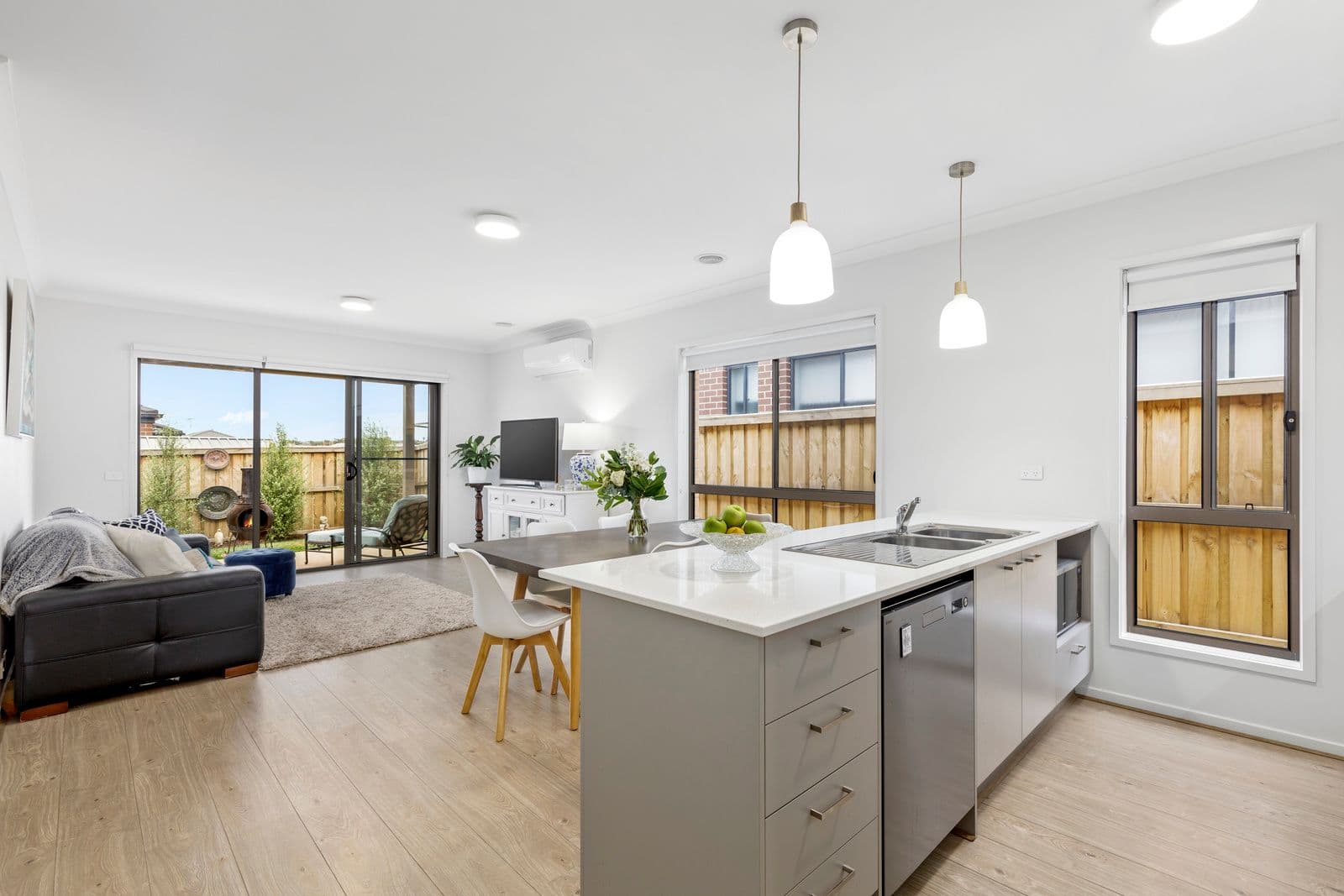 9 Honeyeater Way, MOUNT DUNEED VIC 3217, Mount Duneed - Thumbnail 3