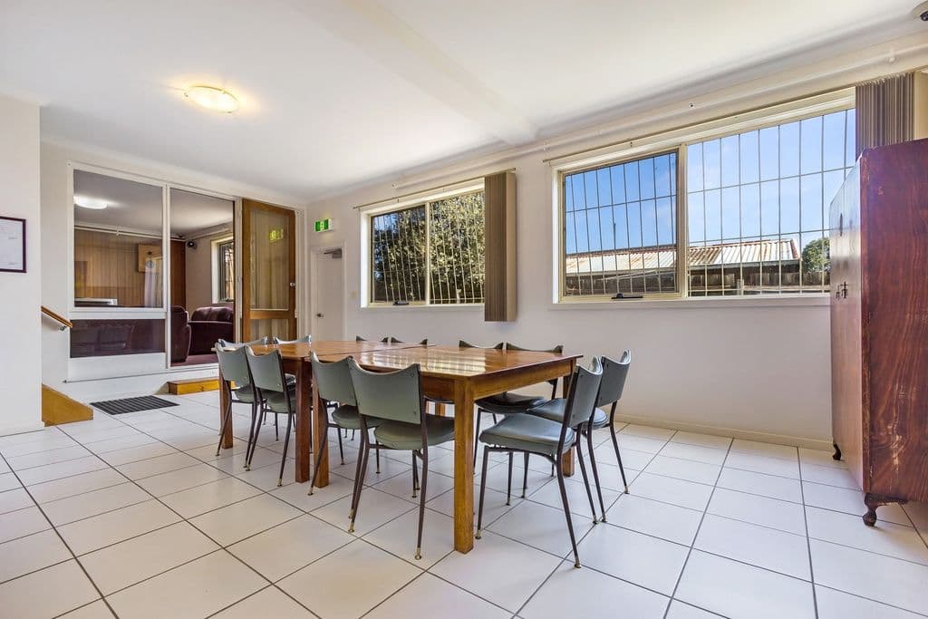 49 Vanbrook Street, FOREST HILL VIC 3131, Forest Hill - Thumbnail 2