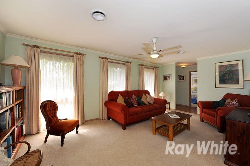 7 Marida Court, BERWICK VIC 3806, Berwick - Thumbnail 2