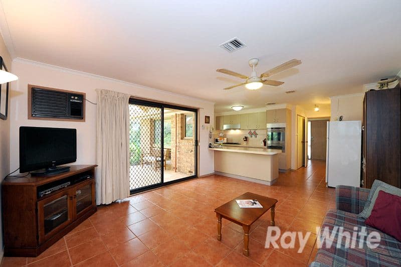 7 Marida Court, BERWICK VIC 3806, Berwick - Thumbnail 5