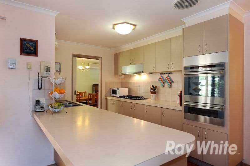 7 Marida Court, BERWICK VIC 3806, Berwick - Thumbnail 6