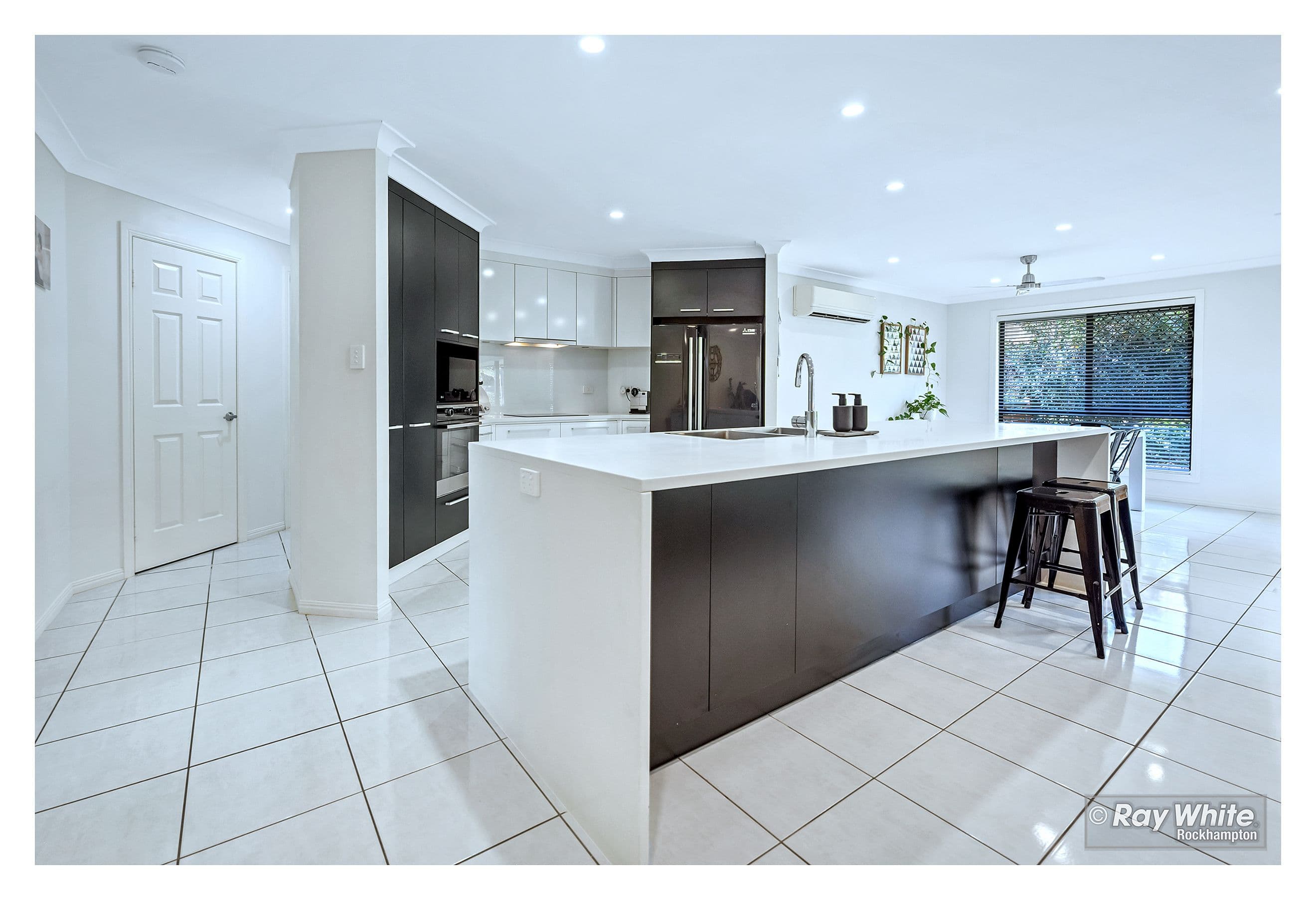 16 Laird Avenue, Norman Gardens QLD 4701, Norman Gardens - Thumbnail 5