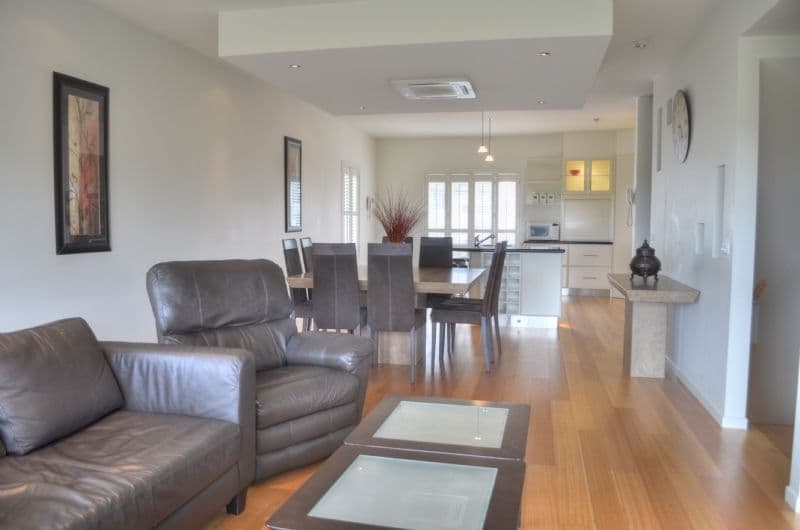 12 Barbro Terrace, WARRNAMBOOL VIC 3280, Warrnambool - Thumbnail 2