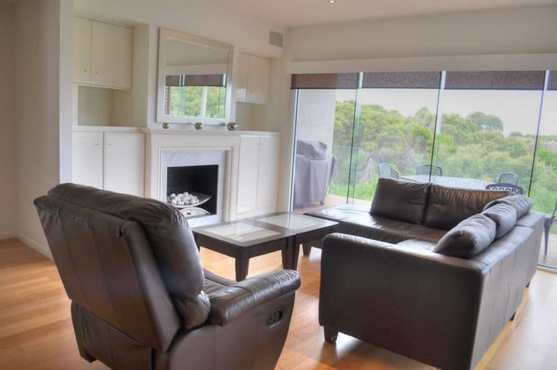 12 Barbro Terrace, WARRNAMBOOL VIC 3280, Warrnambool - Thumbnail 4