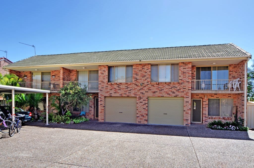 13 Grove Circuit, Lake Illawarra NSW 2528, Lake Illawarra - Image 1