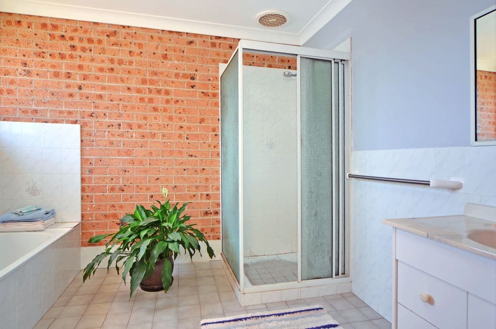 13 Grove Circuit, Lake Illawarra NSW 2528, Lake Illawarra - Thumbnail 6