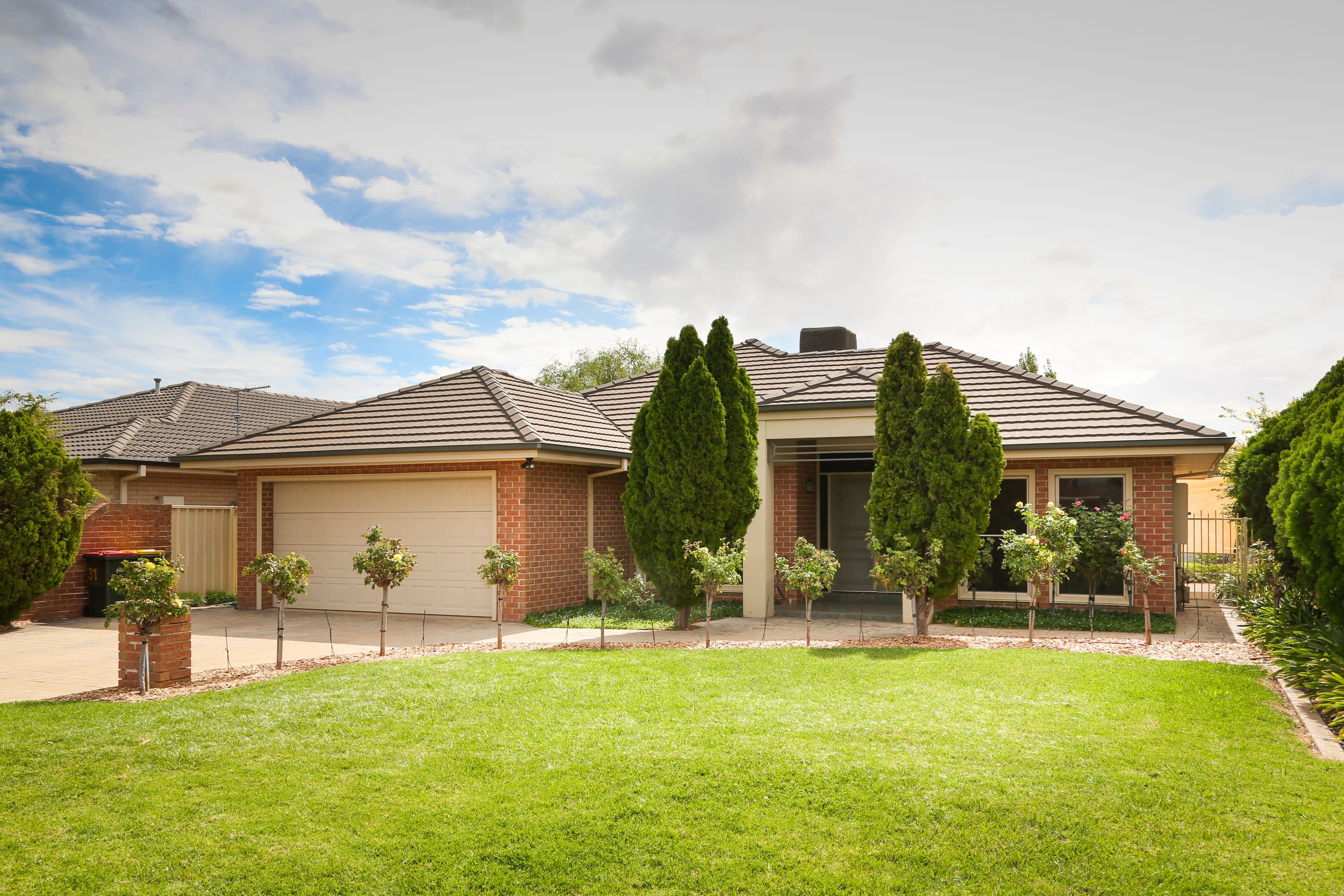 31 Dickson Road, Griffith - Image 1