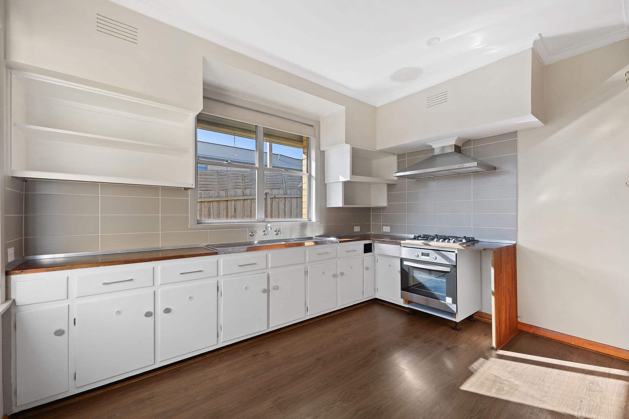 18 Hope Street, Bunyip VIC 3815, Bunyip - Thumbnail 2