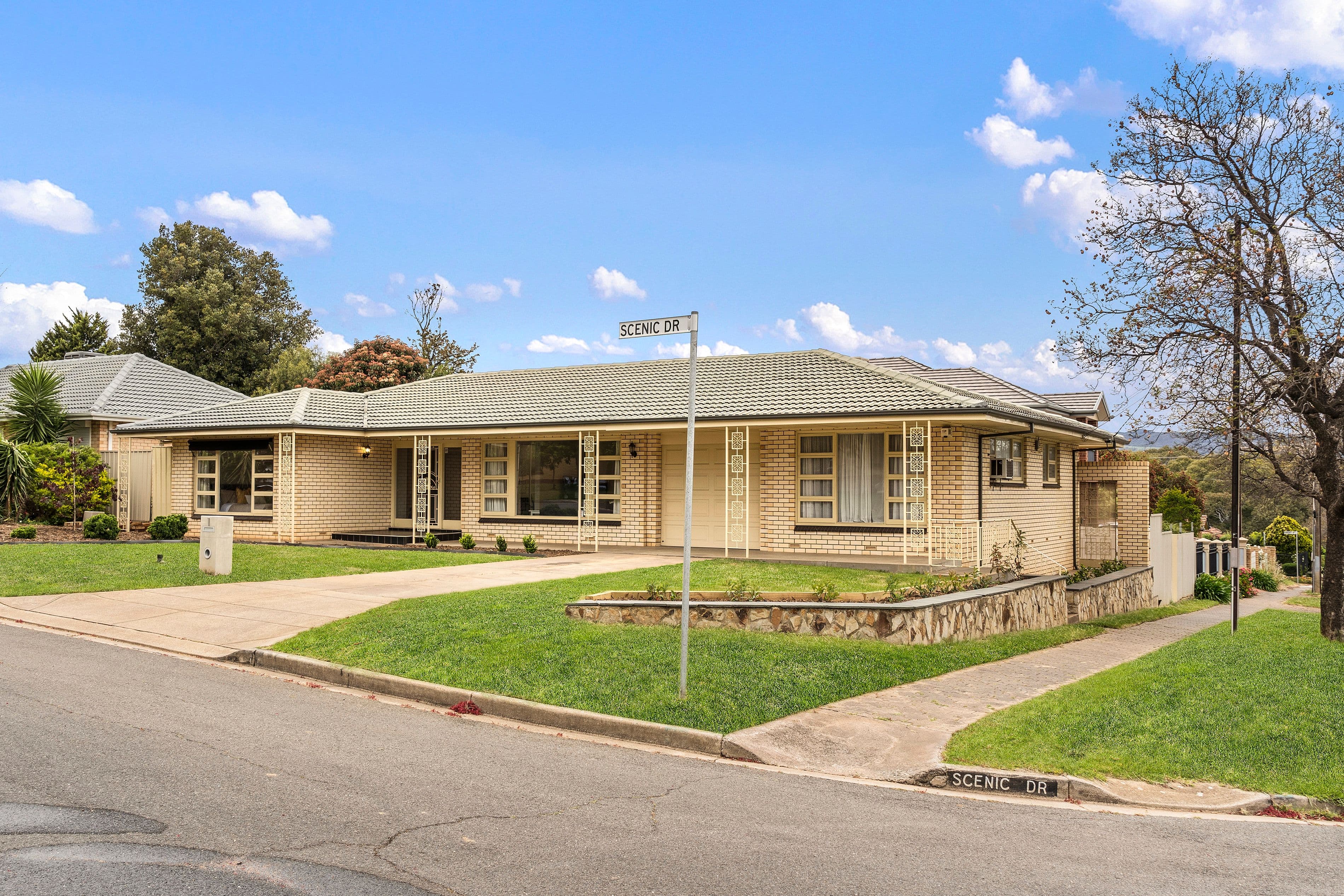 1 Scenic Drive, Windsor Gardens SA 5087, Windsor Gardens - Thumbnail 2